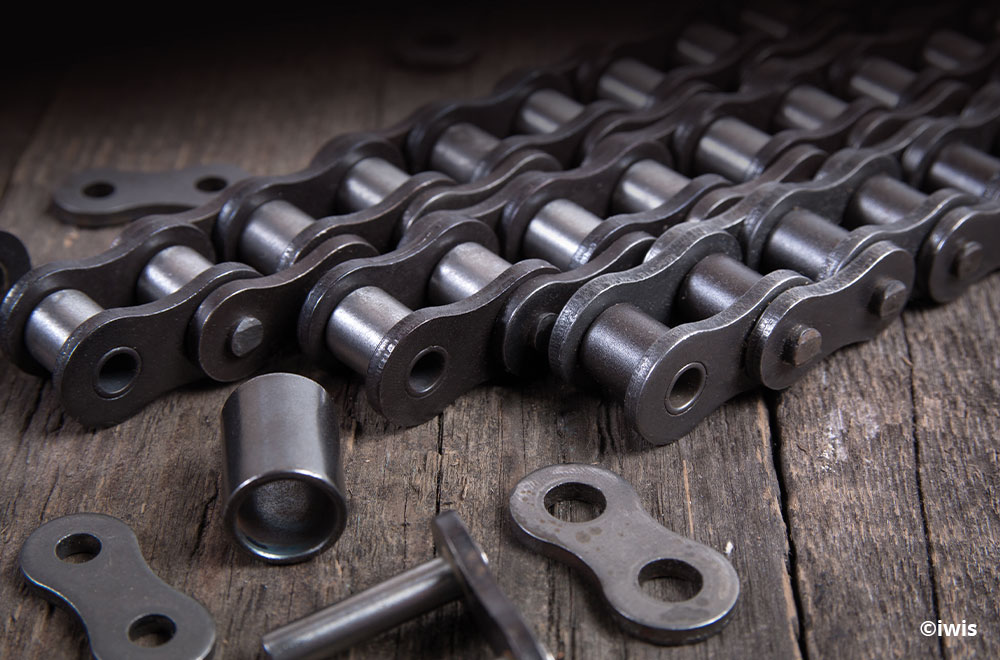 Precision iwis roller chains